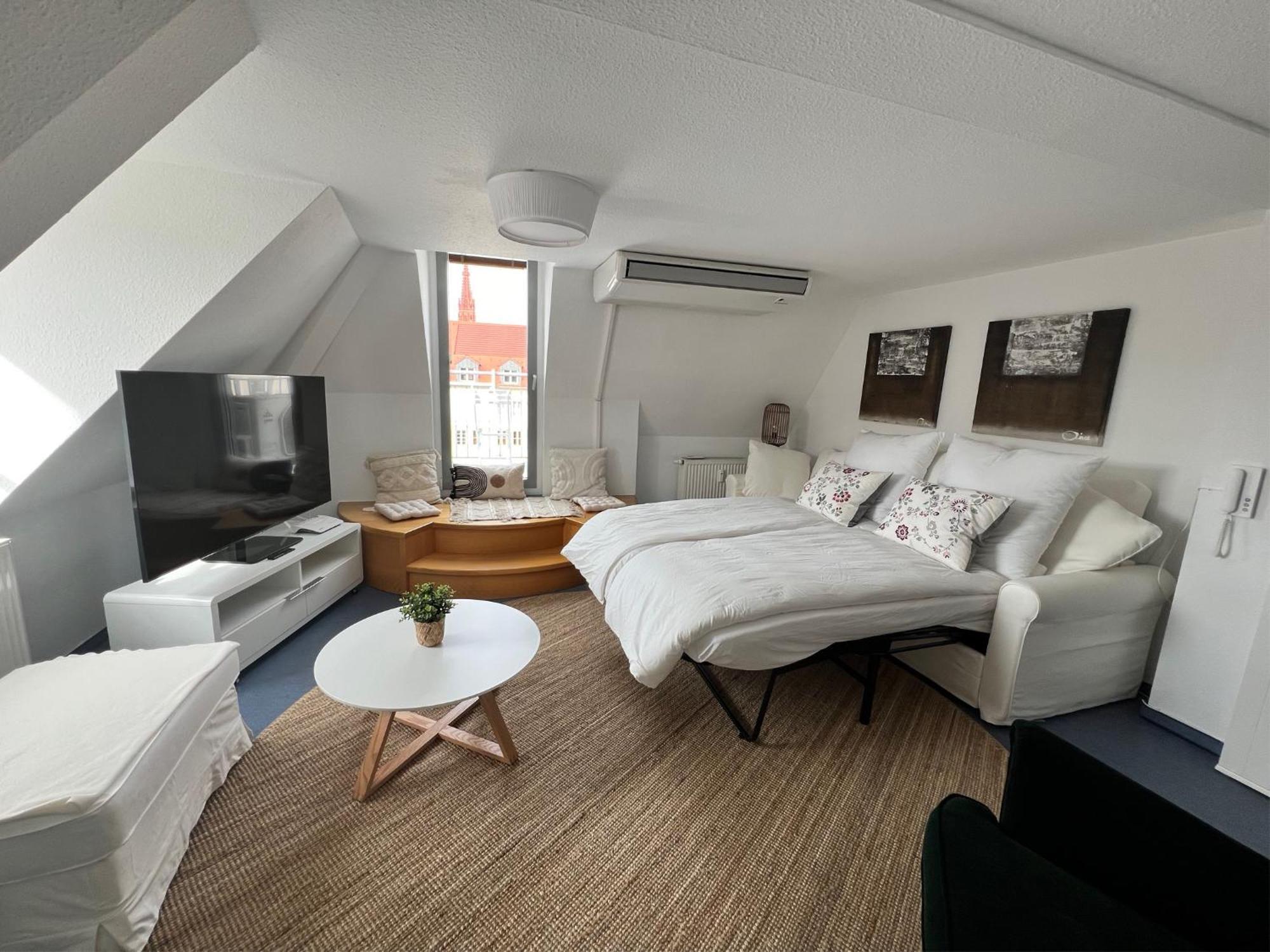City Apartement Im Herzen Der Stadt เวิร์ซบวร์ก ภายนอก รูปภาพ